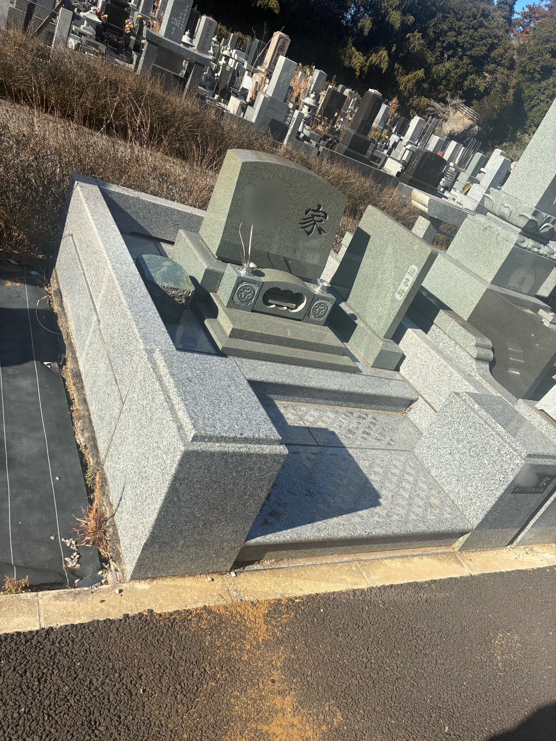 施工前。松戸市営 白井聖地公園にある、お母様の代から続くお墓